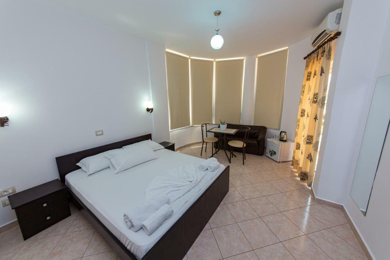 Hotel Mariksel Ksamil Ngoại thất bức ảnh