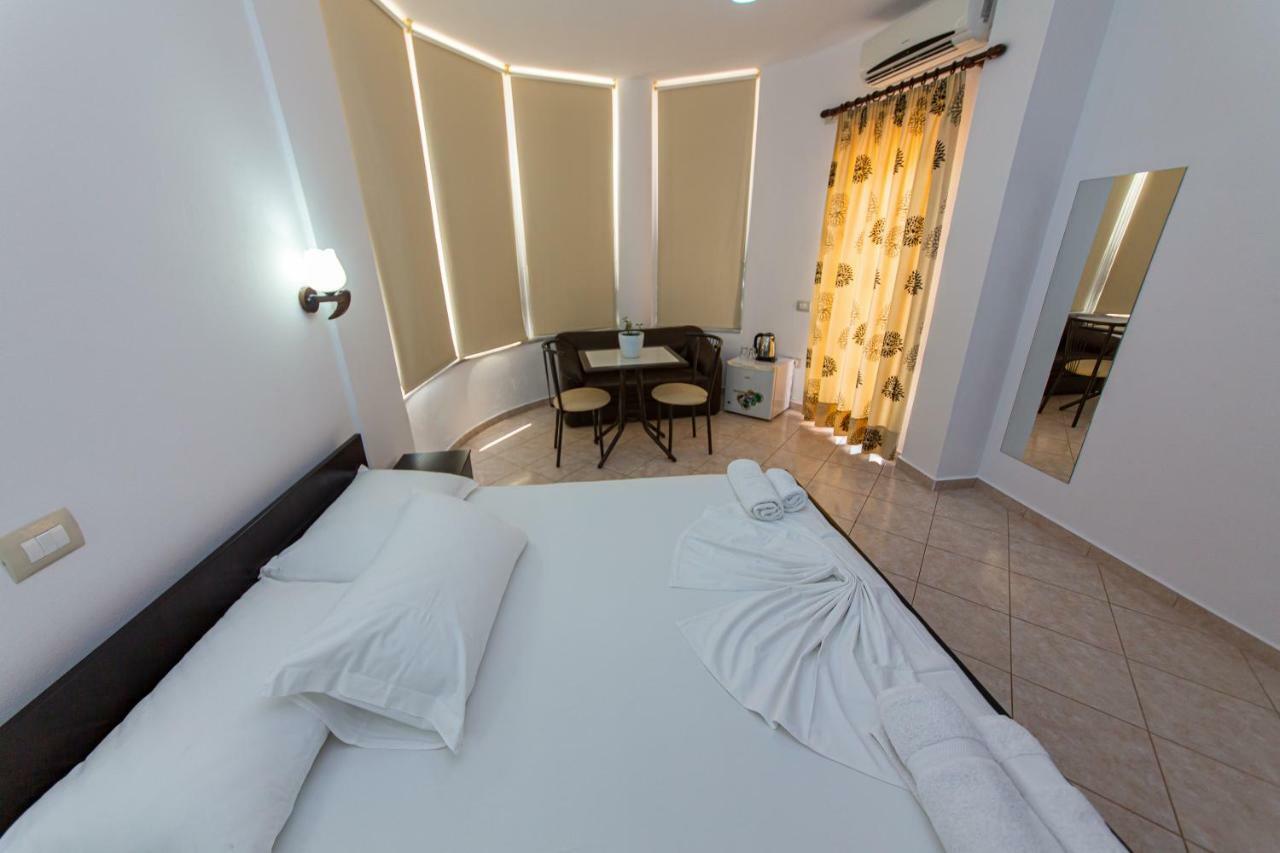 Hotel Mariksel Ksamil Ngoại thất bức ảnh