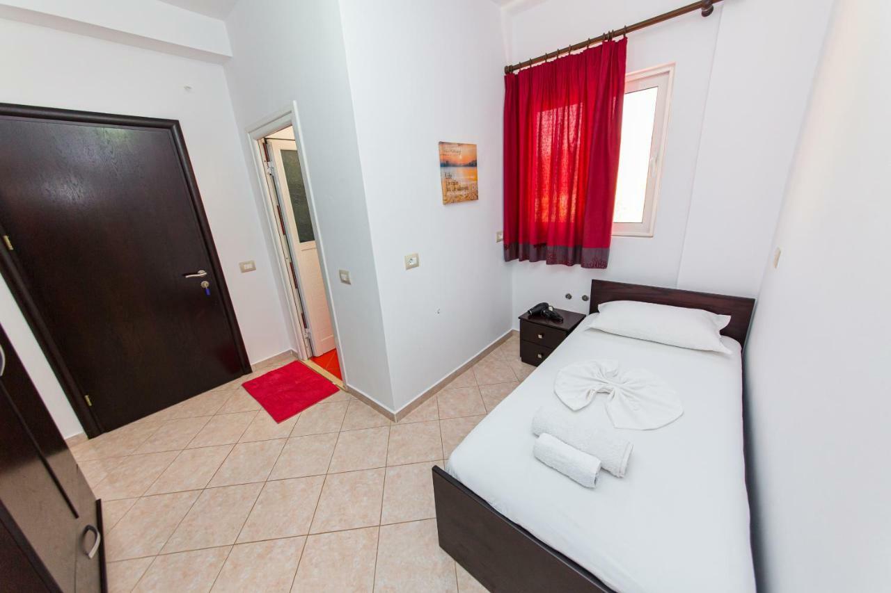 Hotel Mariksel Ksamil Ngoại thất bức ảnh